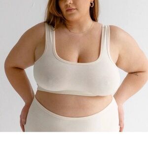 ARQ full coverage bra in cream